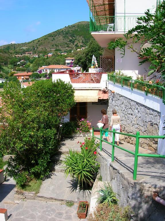 Hotel Alma Fetovaia Buitenkant foto