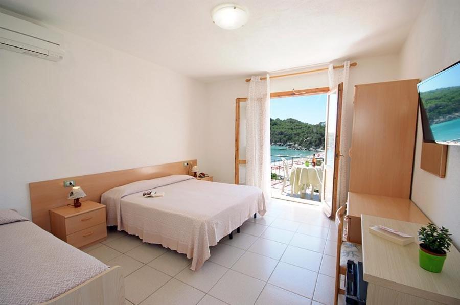 Hotel Alma Fetovaia Buitenkant foto